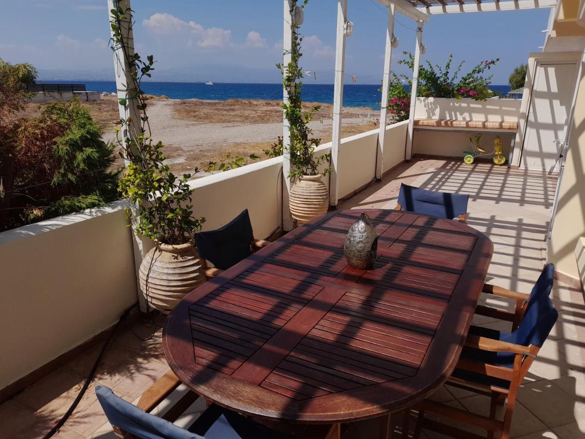 Villa Seabreeze Loutráki Exterior foto